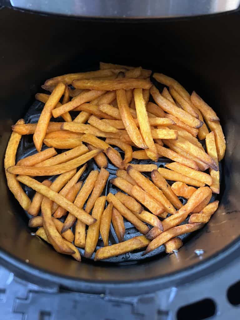 cooked fries in air fryer